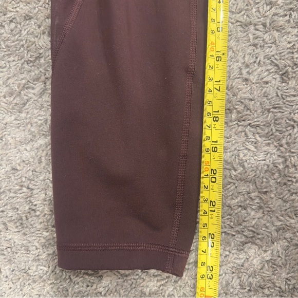 Old Navy Women’s‎ Burgundy Elevate Go-Dry Leggings | Size S - Picture 6 of 8